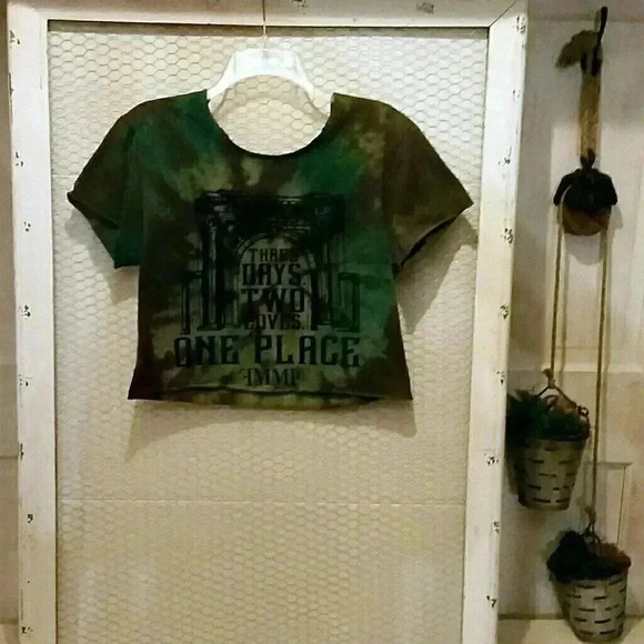 Tie Dyed Crop Top - Picture 3 of 3